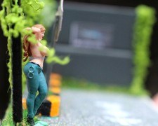1/64 Miniature FIGURE hot girl glamorous curls Diorama picture