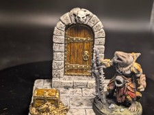Well painted scatter/terrain door/treasure/stone d&d miniature picture