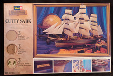Revell Museum Classic H393 Cutty Sark Model Ship Kit 1978 Large Open Box picture