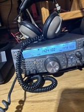 Kenwood TS-2000 Quad Band Ham Transceiver HF/50/144/440/(1200) LCD picture
