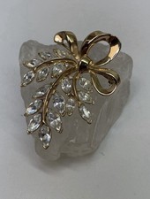 Vintage Crown Trifari Brooch Alfred Philippe 1960 picture
