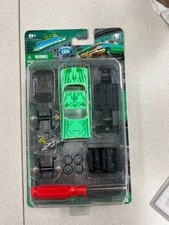 Maisto Magical Weekend of Cars Lowrider Exclusive Model Kit Impala Green picture