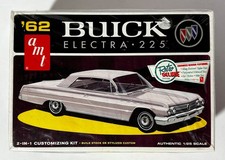 AMT 614 1/25 Scale 1962 Buick Electra 225 2'n1 Stock/Custom - 2009, Parts Sealed picture