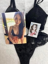 Suzu Honjyo  autographed cheki  photo and   bonus item. picture