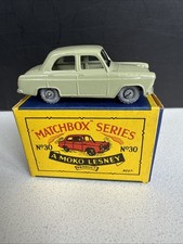 Matchbox  30 FORD ( rare variation ) SUPER CLEAN BOX AND CAR picture