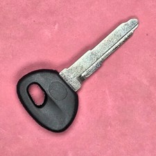 New Uncut Transponder Key for 2000 - 2005 Mazda MVP 626 Miata MX5 w/ ID 8C Chip picture