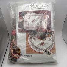 Vtg~Herrschners~Embroidered Quilt Top~Winter Songbirds~NIP~42