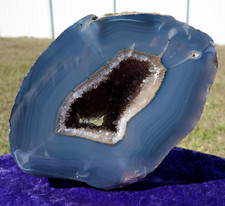 Natural Blue AGATE with PINK Amethyst & Clear QUARTZ Crystal Points Display picture