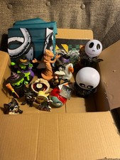 Used Halloween items please check all photos picture