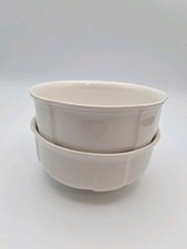 Villeroy & Boch Manoir White 4.75 Soup/Cereal Bowl Vitro Porcelain Set of 2 picture