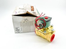 New Asco 8210G056 120V  Solenoid Valve 150PSI 1-1/2
