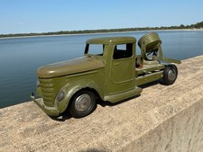 40’s Vintage Structo Diamond T US Army Spotlight Truck Military Search Light picture