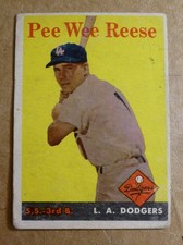 1958 Topps Pee Wee Reese #375 picture