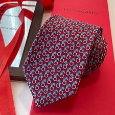 NWT Men's Luxury Ferragamo Silk Tie Executive Business Formal  picture