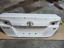 2012-2014 TOYOTA CAMRY OEM Trunk LID WHITE COLOR 040 picture