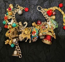 Vintage Victorian Intaglio CAMEO Charm Bracelet picture