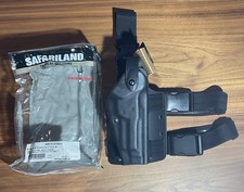 New Safariland Beretta M9A1/92 96 Holster 6005-73 Right, Black Original Packing picture