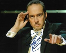 DERREN BROWN SIGNED 8X10 PHOTO MASTER ILLUSIONIST SECRET BROADWAY PLAY MAGIC E picture