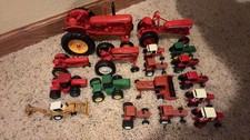 Large Lot ERTL Tractors International John Deere Die Cast Metal Toys Vintage picture