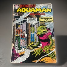 Showcase #33 1961 DC Comics Silver Age Aquaman & Aqualad Vintage SEE PICS picture