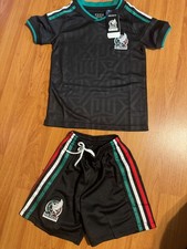 Seleccion Mexicana Jersey and Shorts for Children. Playera y Shorts. New. 2026 picture