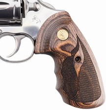 Altamont Colt Python Fingergroove Grip with Super Walnut Checkered/Stipple Swish picture