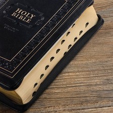 KJV Giant Print Bible Black with Zipper Faux Leather BRAND NEW in Shrink Wrap picture