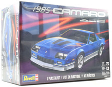 Revell 1985 Chevy Camaro Z28 1/24 Scale Plastic Model Car Kit 14540 picture