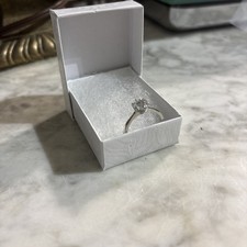 Round Cut 1.00 Ct White Sapphire Solitaire  Ring picture