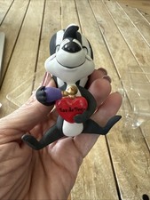 Hallmark 2015 Looney Tunes Eau De Pew Christmas Ornament New In Box picture