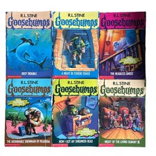 R.L. Stine Goosebumps Lot Of 7 Vintage Paperback Books Set picture
