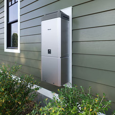Rinnai Super High Efficiency Plus Condensing Residential 10-GPM 180,000 BTU picture