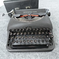 Vintage Remington Typewriter De Luxe Model 5 Serviced Elite Portable 1946 USA picture