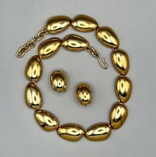 Vintage Monet Gold Tone Chunky Pebble Link Collar Necklace Clip On Earrings Set picture