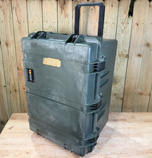 Pelican IM3075 Waterproof Rolling Carry On Case Green Used Condition BC picture