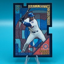 Sammy Sosa - Gallery of Heroes Die-Cut Insert - 2000 Topps Gallery #GH4 - Cubs picture