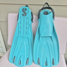 Scubapro Go Sport Travel Fins - White - small pre owned.  picture