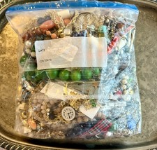 Women’s Fashion Mixed Junk Jewelry 5 pound Craft Lot picture