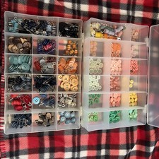 MASSIVE VINTAGE BUTTON ESTATE LOT MIXED SEWING COSTUME CRAFT S31 picture