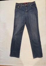 Gloria Vanderbilt Women’s Size 6 Blue Straight Leg Jeans High Rise 29.5” Inseam picture
