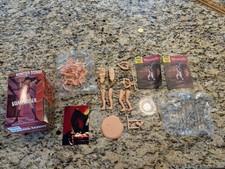 Moebius Monster Scenes Vampirella Model Kit # 638 SET OF 2 IN ONE BOX picture