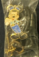 Disney Mickey Mouse Cast Member Security Single Pin w/ Lanyard, Exclusive picture