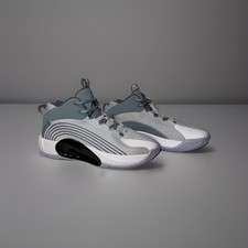 Rare Nike Air Jordan Jumpman 2021 PF  LOOK-SEE SAMPLE CQ 422-9002 Size 9 Grey Wh picture