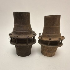 Lot of 2 Antique antique cast iron wagon wheel hubs 19th century picture