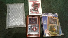 Vintage Mattel Electronics Basketball 2 Handheld Video Game Original Box 70s picture