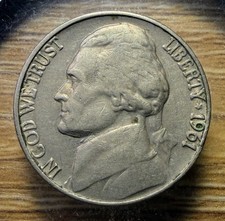 1961-D Jefferson Nickel - Actual Coin Shown -  & Tracking INV#61 picture