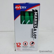 Deformed Box-12PK AVery Marks A Lot Permanent Marker Chisel Tip GREEN picture
