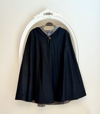 Torrid Outlander Black Tartan Fraser Reversible Cape Size 0/1 Large/1X EUC picture