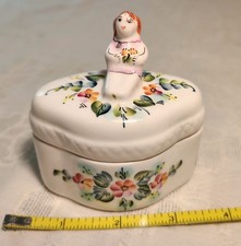 Vintage Hand Painted Signed Porcelain Trinket Box Russia Flora Lady 3