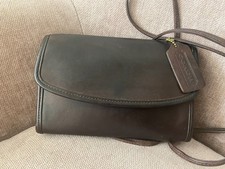 vintage 90s coach envelope swing wallet/bag-brown picture